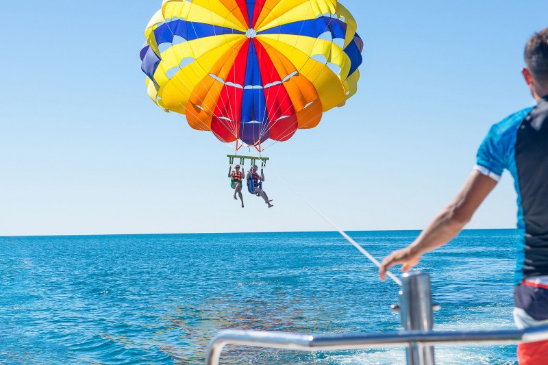 actividades parasailing jet ski tours